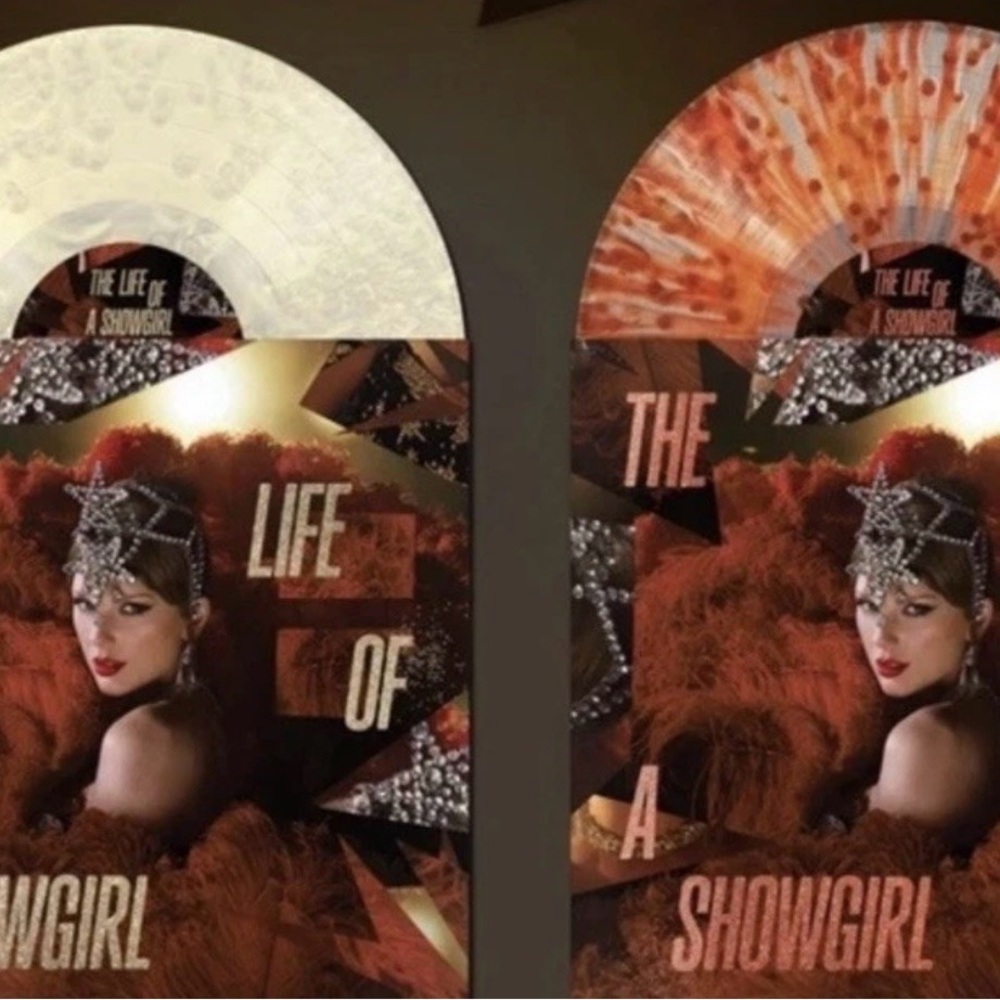 TAYLOR SWIFT- THE LIFE OF A SHOWGIRL: TINY BUBBLES IN CHAMPAGNE- SET OF 2 NEW